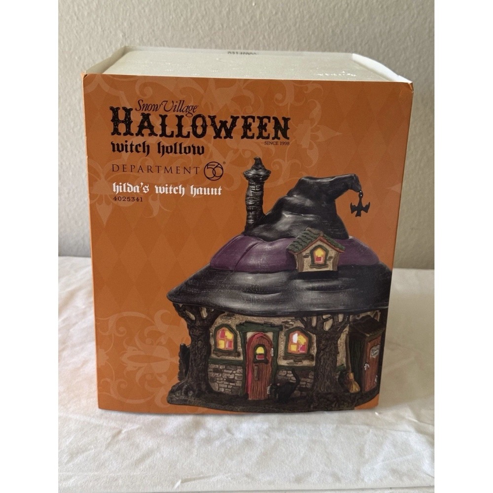 HILDA'S WITCH HAUNT Dept 56 Halloween Witch Hollow Snow Village 4025341 Lighted